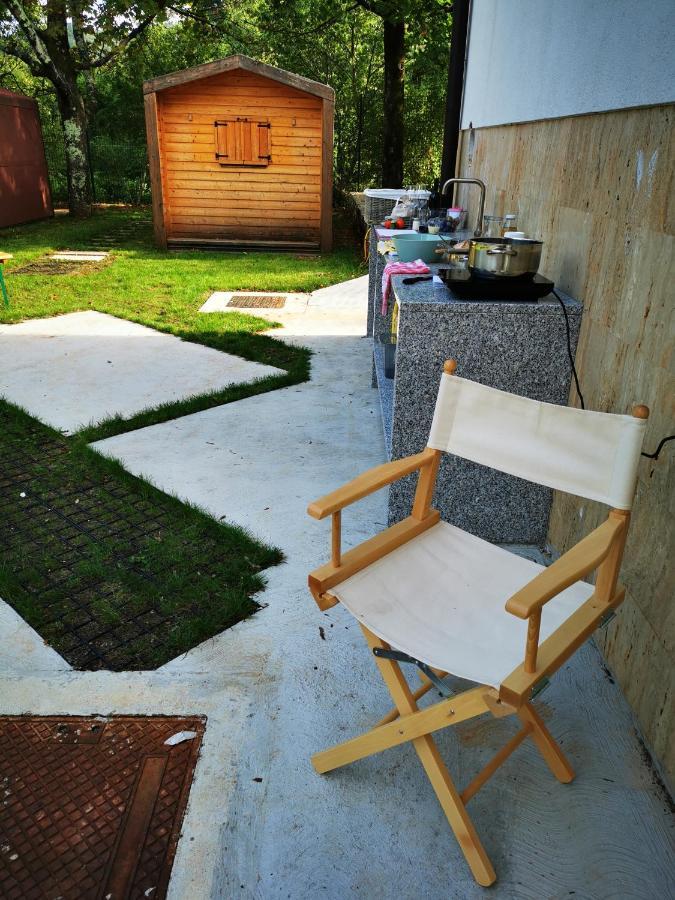 Krasen Kras 104 Resort Komen Dış mekan fotoğraf